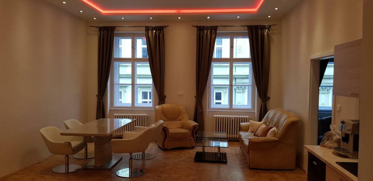Prague Centre Apartments Екстер'єр фото